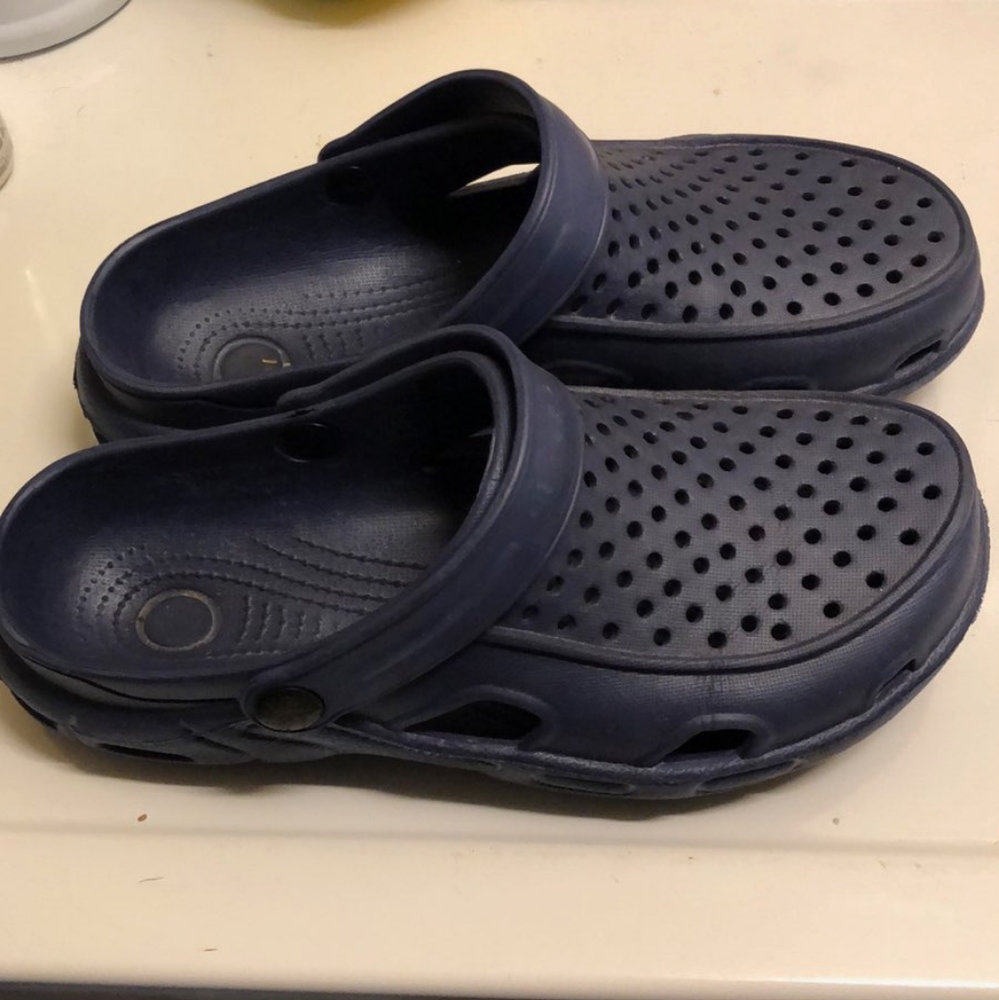 Crocs
